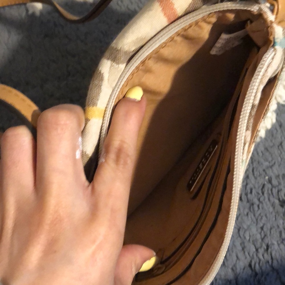 purse - Picture 4 of 8